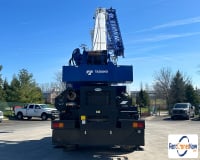 picture of a crane
