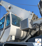 picture of a crane