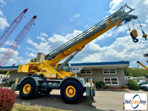 picture of a crane