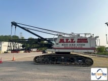 picture of a crane