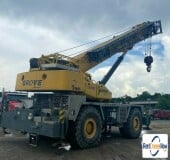 picture of a crane