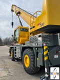 picture of a crane