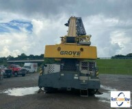 picture of a crane