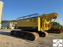 picture of a crane