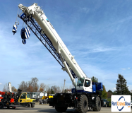 picture of a crane