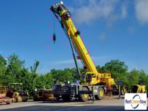 picture of a crane