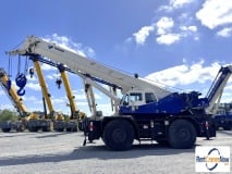 picture of a crane