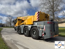 picture of a crane