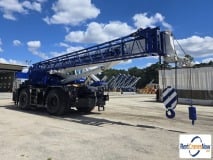 picture of a crane
