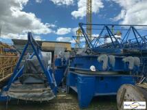 picture of a crane