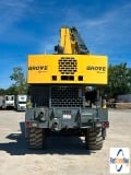 picture of a crane