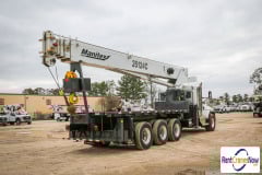 picture of a crane