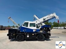 picture of a crane