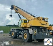 picture of a crane