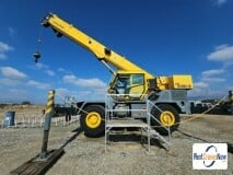 picture of a crane